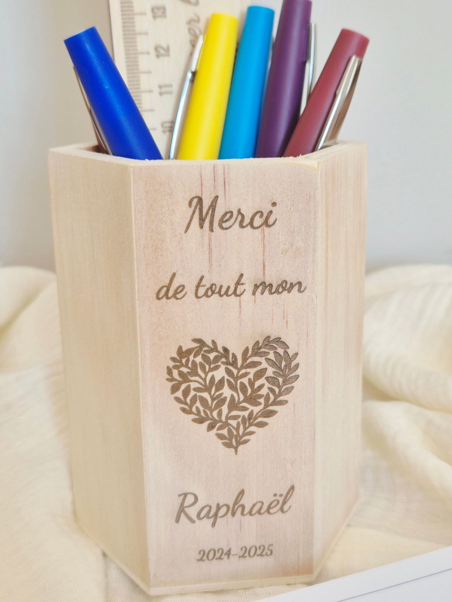 "Jolie fin d'année" - Pot à crayon hexagonal