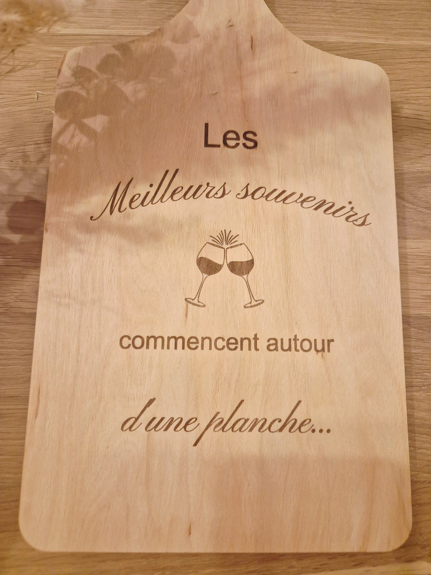 Planche à découper personnalisée en bois d’aulne