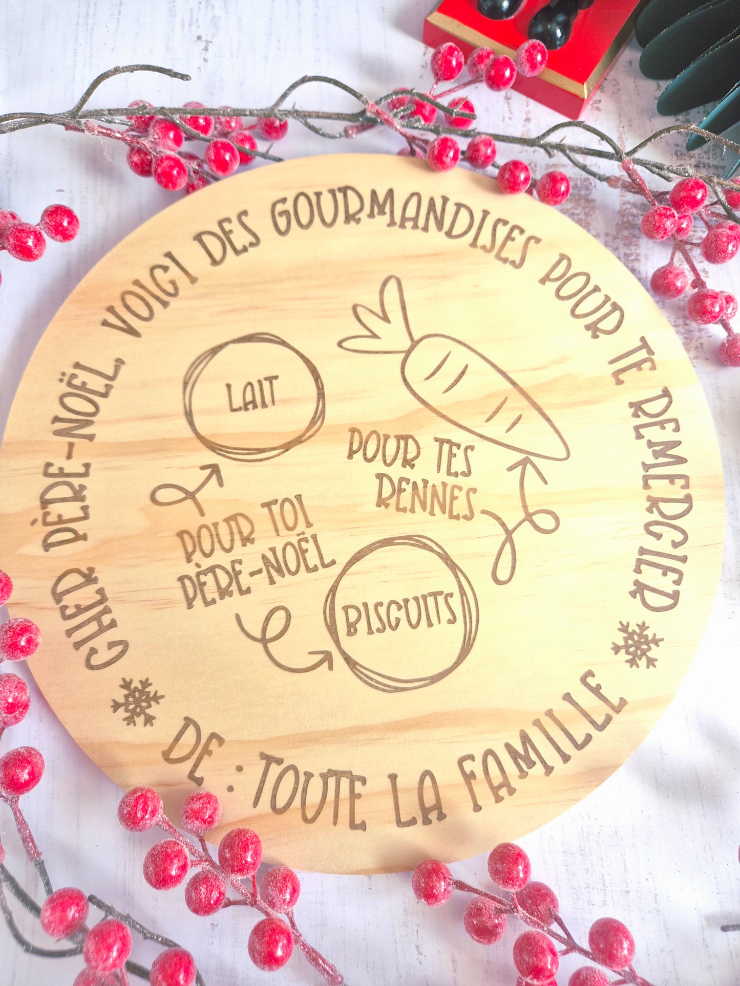 Assiette du Père Noël personnalisée – En bois gravé