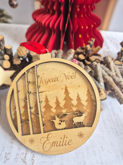 Boule de Noël « Paysage enchanté » – En bois relief, fait main
