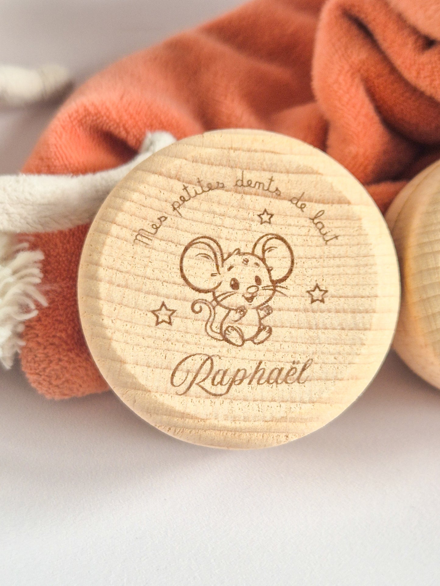 Boîte à dents personnalisée en bois