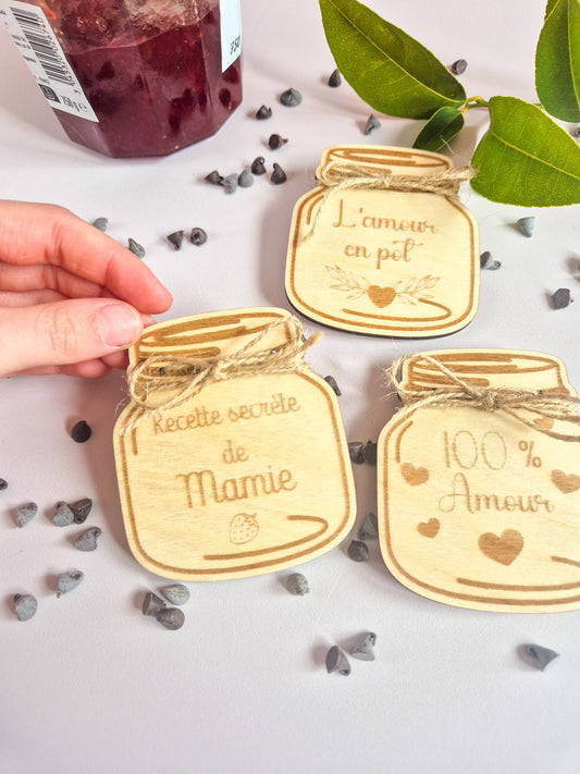 Magnet en bois – Petit pot de confiture personnalisé