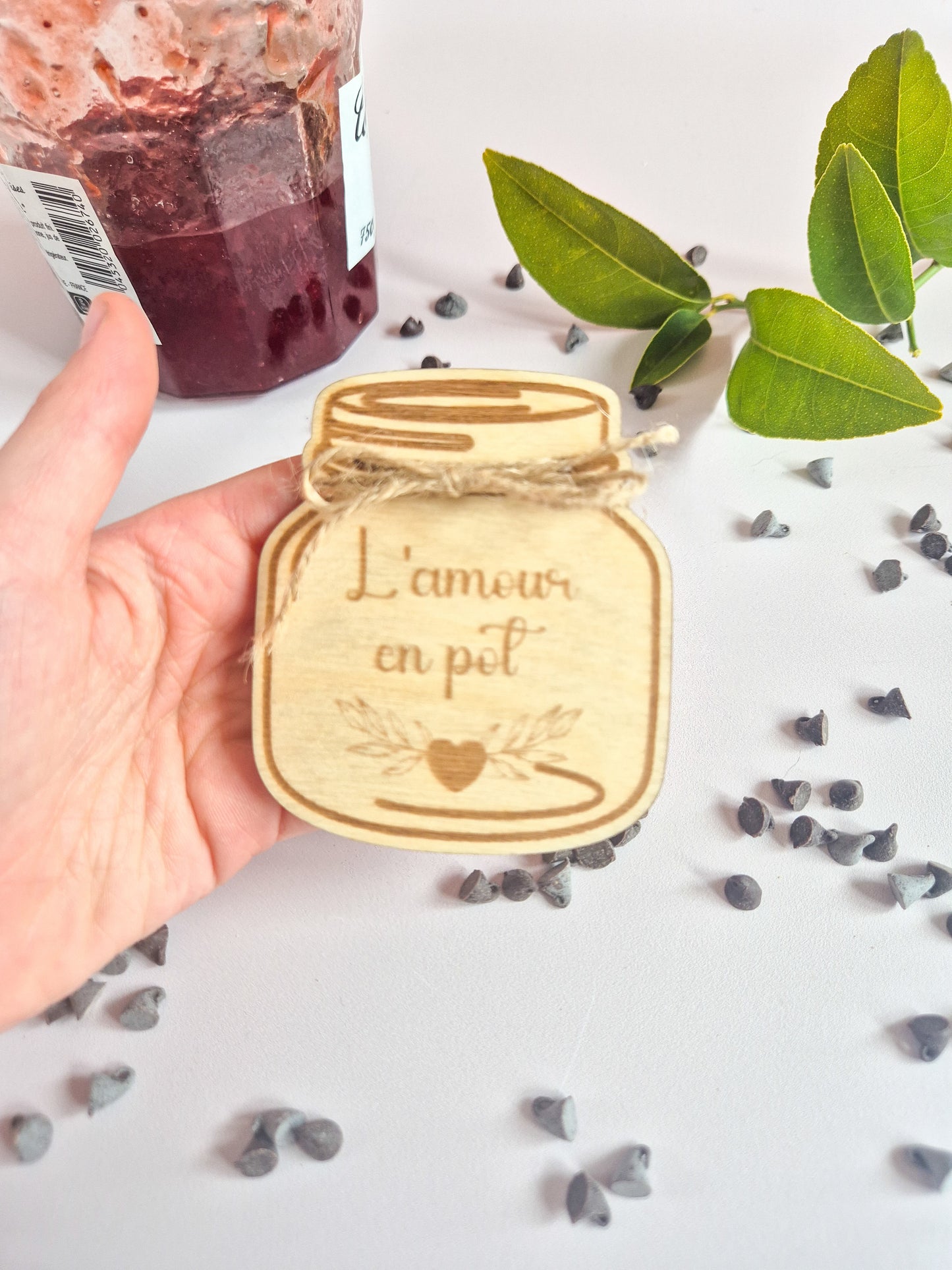 Magnet en bois – Petit pot de confiture personnalisé